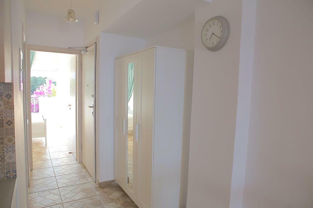 Mediterranean Sandy Beach Apartment Толо Екстер'єр фото